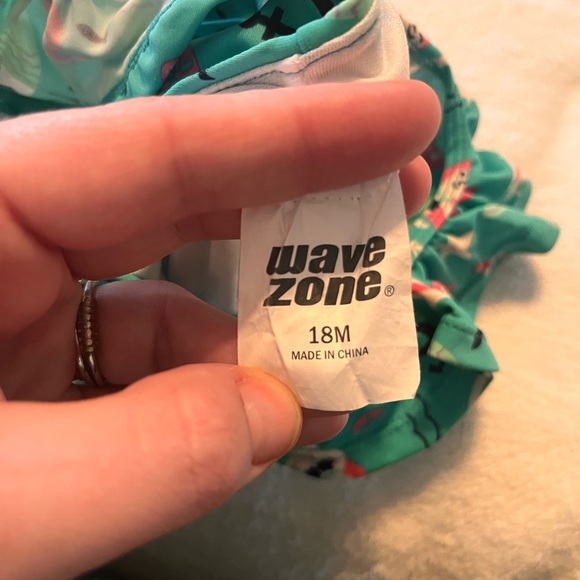 Wonder Nation Baby Swimsuit Set - Picture 3 of 3